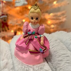 1996 coquette Madame Alexander Cinderella Handcrafted Keepsake Ornament